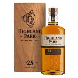 Highland Park 25 Year Old, Sherry & American Oak Cask, 46% whisky bottle